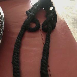 Mischa Lampert Chunky Black knit wool scarf